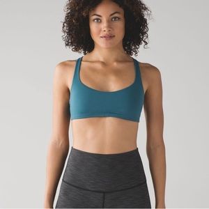 Lululemon Free To Be Bra